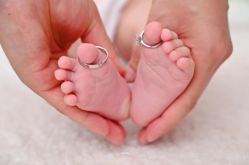 黔南7个月孕妇肚子疼